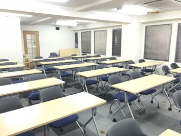 澤田聖徳ビル 終日ご利用プラン　5B会議室の室内の写真