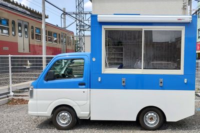 【✨期間限定✨】多磨駅前に期間限定でOPEN！いつもと違う環境でビジネスや勉強などにおすすめ！ - 【オフィスカー】西武多摩川線　多磨駅東口・空地