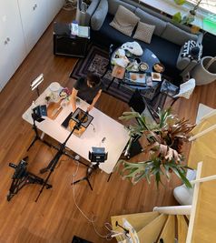 料理撮影などでもご利用いただいております - BUTASTA デザイナーズ × ボタニカルなレンタルスペースの室内の写真