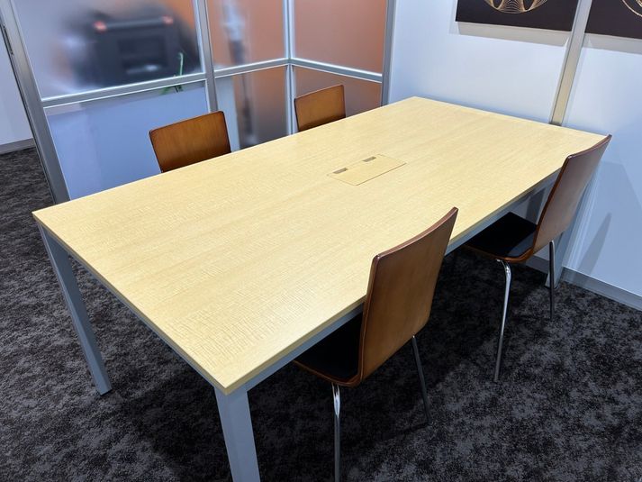 西新宿ライズオフィス１st会議室 - 西新宿ライズオフィス１st