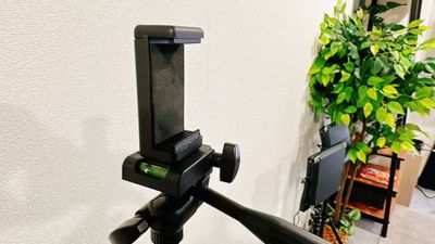 スマホホルダーは約10cm幅まで対応 - セントラル大手町 神田駅から５分のご近所会議室大手町１時間〜多種利用OK🌸の設備の写真