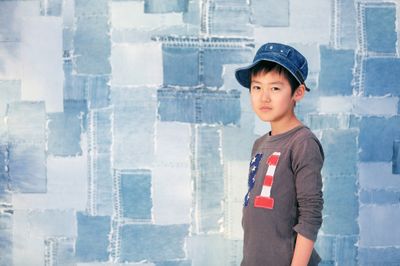 スライドウォールでの撮影サンプル。 - Wonder Hutte｜家族やグループで使いやすい撮影スタジオ 📸清潔で明るくどなたにも安心して使っていただける撮影空間ですの室内の写真