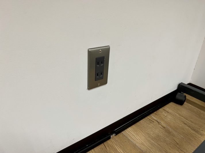 貸し会議室.N3 - ベンチャーデスク銀座５