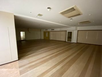 町田ビル地下 町田大規模ビル地下の室内の写真