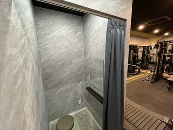 更衣室 - プラベジム新橋銀座口店 パーソナルトレーニングにおすすめ！プラベジム新橋銀座口店の室内の写真