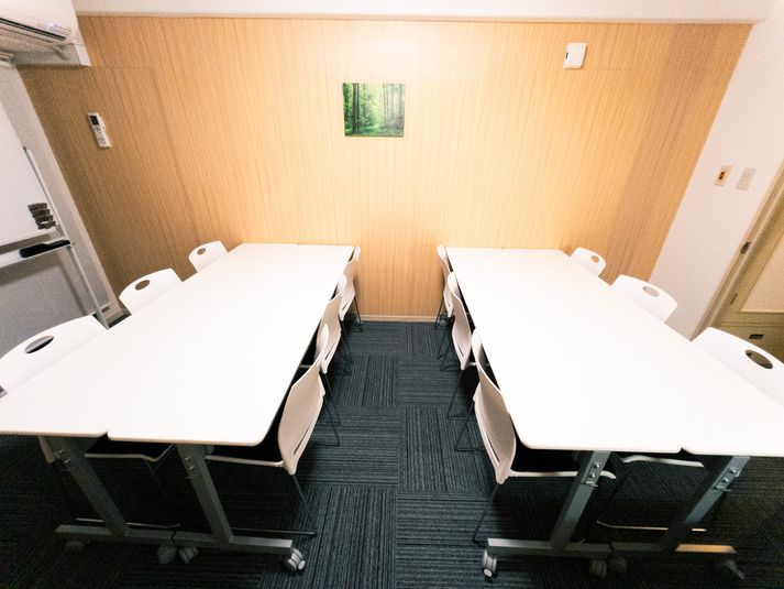 烏丸御池駅徒歩10秒★全設備無料★ニューオープン - 会議室オアシス烏丸御池