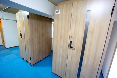 【博多駅前個室ブース】 博多駅前個室ブースNo.2の室内の写真