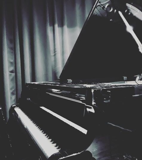 グランドピアノ・ウッドベース・ドラム備付の音楽スタジオ - Musica Sakuradai