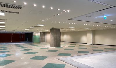 【町田駅徒歩3分】広々1400㎡&天井高3m/大規模なミュージックビデオの撮影に！ - 町田ビル地下