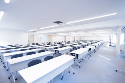【銀座駅 徒歩5分】エリア最大級200名規模✨プロジェクター類常設で充実した常設備品✨魅力的な会議室がリーズナブルに👍✨ - 銀座ユニーク貸会議室7丁目店