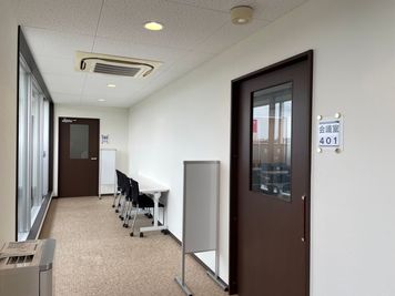 会議室入口（廊下） - 貸し会議室、Ｔスペース徳重 Ｔスペース徳重402会議室のその他の写真