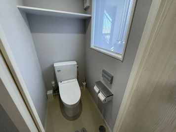 個室トイレ完備。 - ホームテック・旭　貸会議室の設備の写真
