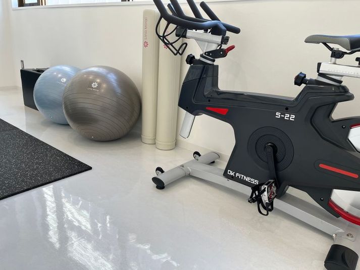 Private Gym ivory - Private Gym ivory