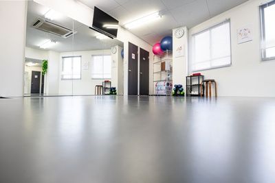 ダンス/バレー専用TMクッション防音フロア - Dance Lab GRAN 浄心店の室内の写真