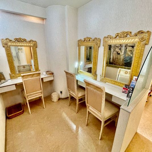 【半個室カウンセリング】スペース - シェアサロン　エミールインターナショナル上本町店