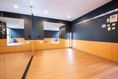 スタジオOneStep＿恵比寿店 恵比寿で最安＆広い　ダンス・ピラティス等の多目的レンタルスタジオの室内の写真