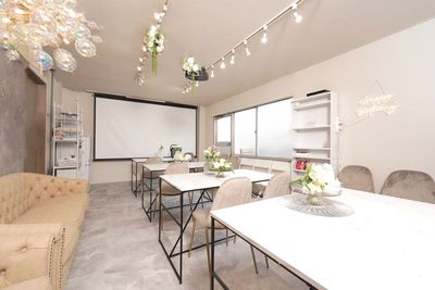 ホワイトガーデン心斎橋🌼駅30秒多目的スペース ≪ホワイトガーデン心斎橋≫33人/駅近30秒/パルコ前✨の室内の写真
