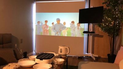 CRAYS4✨【高崎 駐車場2台】出入り自由/～6名/24h 🌸🍻春割🌷🥂完全個室の貸切パーティースペース☆の室内の写真