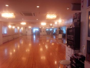 音楽・ダンススペース　ノムラ 2Fダンススペースの室内の写真