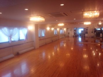 音楽・ダンススペース　ノムラ 2Fダンススペースの室内の写真