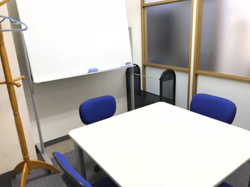 澤田聖徳ビル G会議室の室内の写真