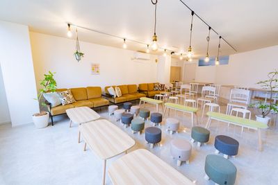 オフサイトミーティング、セミナー、その後に懇親会も🍺
 - ハイスペ 三宮イクシー 〈ハイスペ三宮イクシー〉【定員タイプB】の室内の写真