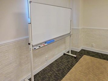 新横浜3丁目大ホール【加瀬会議室】 Room1の設備の写真