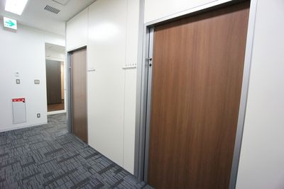 名古屋会議室 プライムセントラルタワー名古屋駅前店 第9会議室の入口の写真