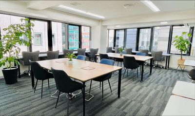 銀座駅徒歩2分/着席最大21名/10分前入室可能/ネスプレッソ(コーヒー)参加者全員一杯サービス/安心のスタッフ有人 - ウィズスクエア・GLOXIA銀座店