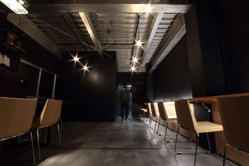 京烏 - 河長ビル 京烏