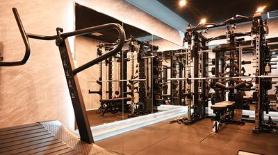 新橋・銀座エリアに数少ないトレーニングジムがOPEN！完全個室で本格派の設備をご用意 - プラベジム新橋銀座口店