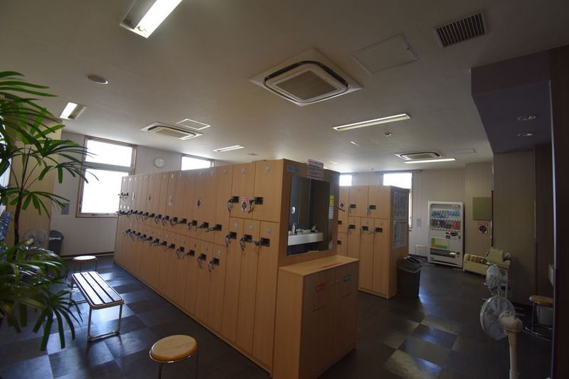 屋内プール他を独占使用可！（但し夜間、早朝に限る） - トピレックプラザ