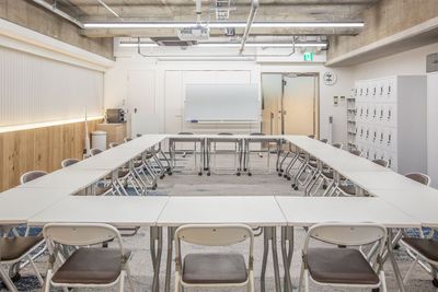 【伏見駅徒歩1分！／ 22名】Wi-Fi やプロジェクタなど備品は無料！研修・セミナー・サークルに最適 名古屋駅周辺の好立地 - パーソナルケアサポート株式会社　貸会議室