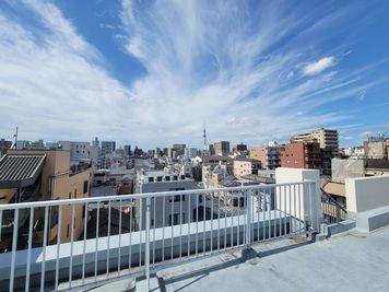 ROOF-TOP 屋上 森下R Space Side (M-R)の室内の写真