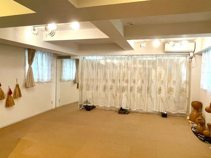 HiilaniStudio - HiilaniStudio