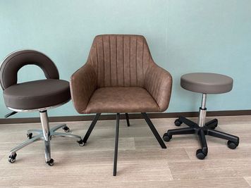 スペース内の椅子。 - レンタルサロン　VAOVAO（バオバオ） レンタルスペース&サロンの室内の写真