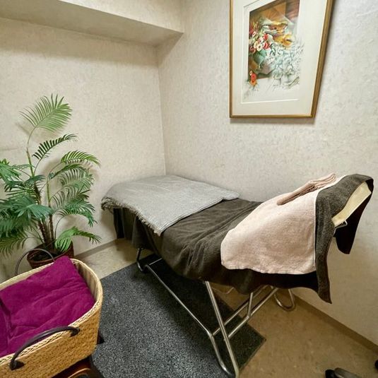 【個室（小）】スペース - シェアサロン　エミールインターナショナル上本町店