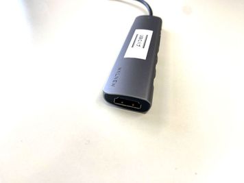 USB CのHDMI差し込み口 - ミラプロセミナールームの設備の写真