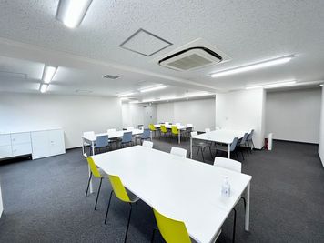 【広々としたコワーキングスペース♪】 - 【閉店】TIME SHARING 東陽町 新東陽ビル 【閉店】オープン席の室内の写真