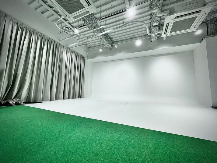 G-studio 【スタジオ メンテナンス中】白ホリゾント スタジオの室内の写真