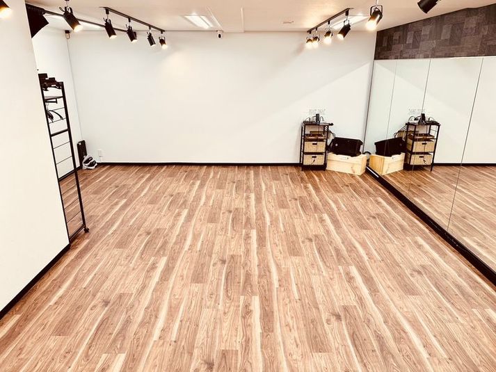 ダンスができるレンタルスタジオ - レンタルスタジオswamp西新宿