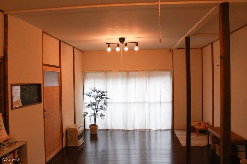 フローリング部屋 - レンタルスペース　リリーハウス