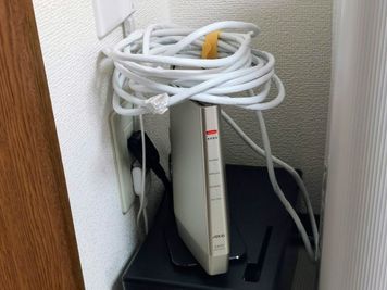 有線LAN 5メートル（エレコム LD-GPA 1本。持ち込みもOK） - タネマキ201 レンタルスペースの設備の写真