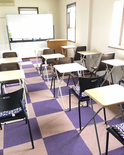 ホール北ルーム(北側12帖) - 女性スタッフ常駐施設【コラボモール】運営元(一社)スリーアクト