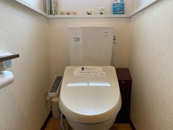 トイレはこんな感じです。 - レンタルサロンinipi（イニピ）尼崎院 レンタルサロンinipi(イニピ)尼崎院の設備の写真