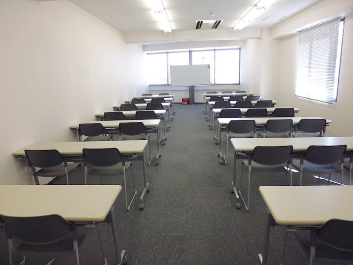 中会議室 - 川崎ホール【加瀬会議室】