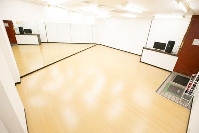 和らぼ長田スタジオ 音楽と踊りの練習に最適！長田駅徒歩１分の室内の写真