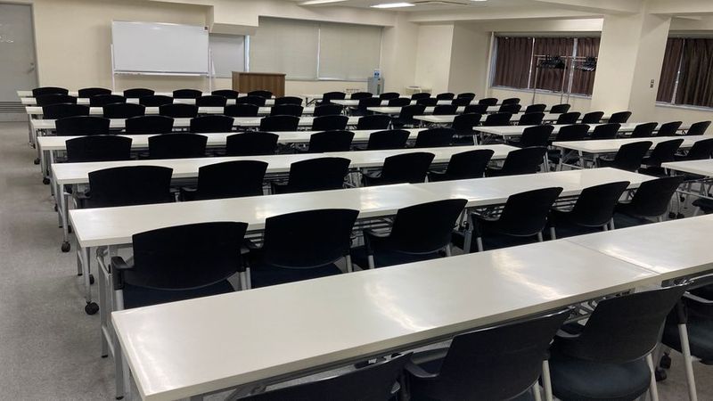 【リロの会議室】9階_大会議室 - 【リロの会議室】関内横浜スタジアム前