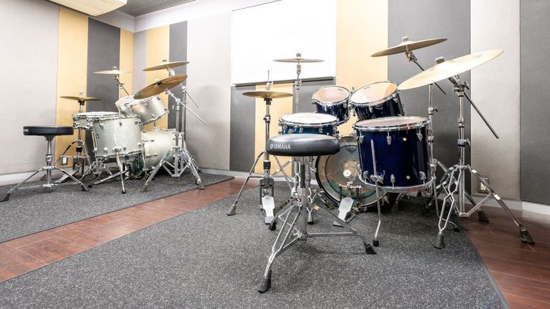 ミュージックアベニュー栄 ドラム防音部屋 410番教室の室内の写真