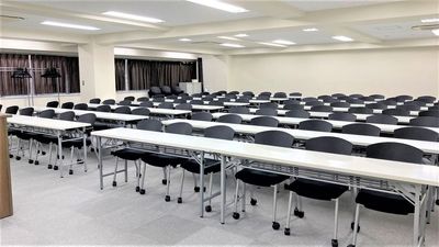 9階_大会議室【関内駅　徒歩5分】96名利用可！＜会議・セミナー・研修・試験・勉強会にオススメ＞ - 【リロの会議室】関内横浜スタジアム前